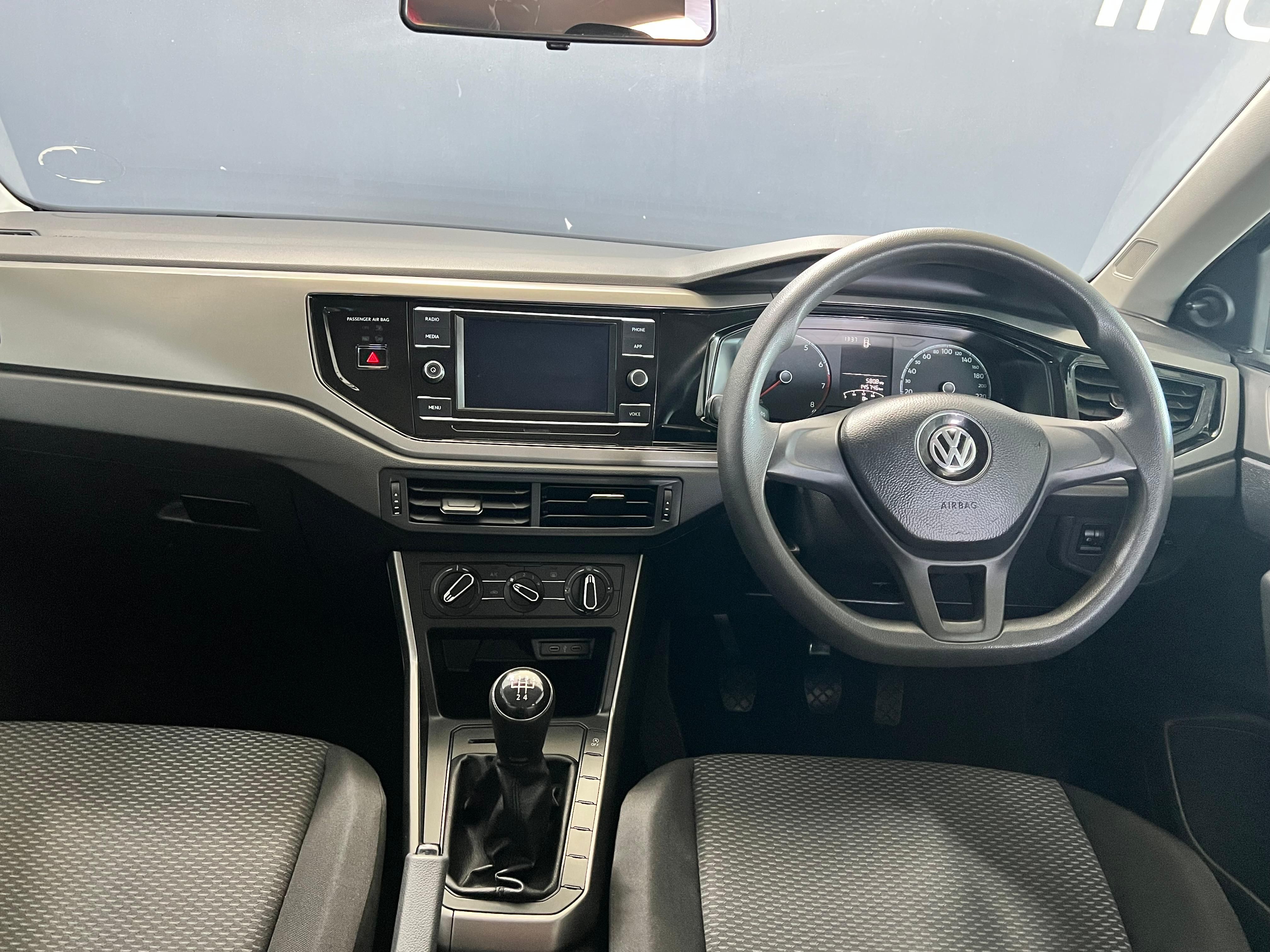 VOLKSWAGEN POLO POLO 1.0 TSI TRENDLINE - 20