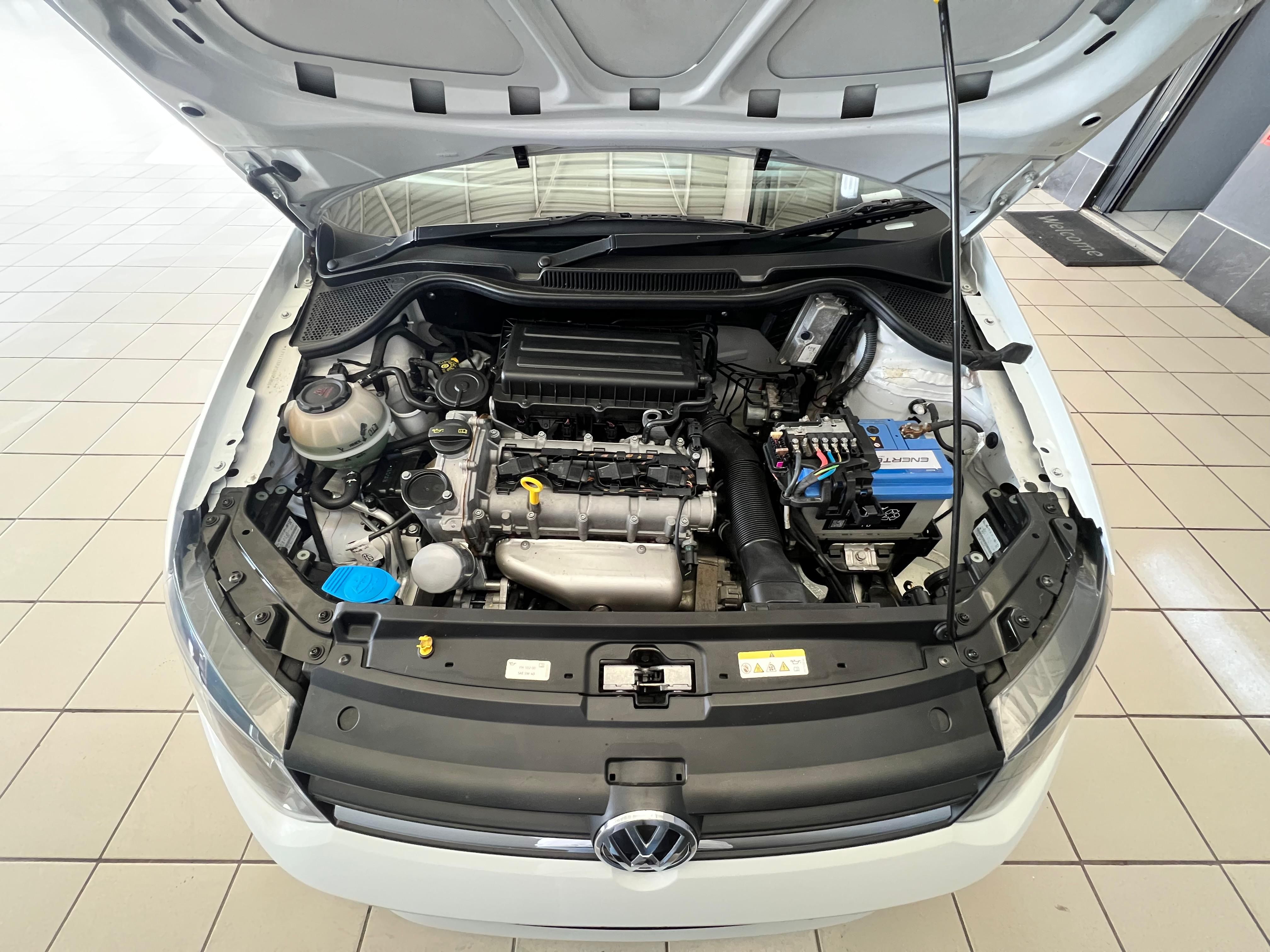 VOLKSWAGEN Polo Vivo POLO VIVO 1.4 (5DR) - 14
