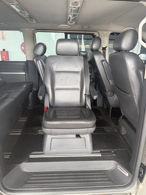 VOLKSWAGEN CARAVELLE T5 2,0 BIDL AUTO CARAVELLE T5 2,0 BIDL AUTO