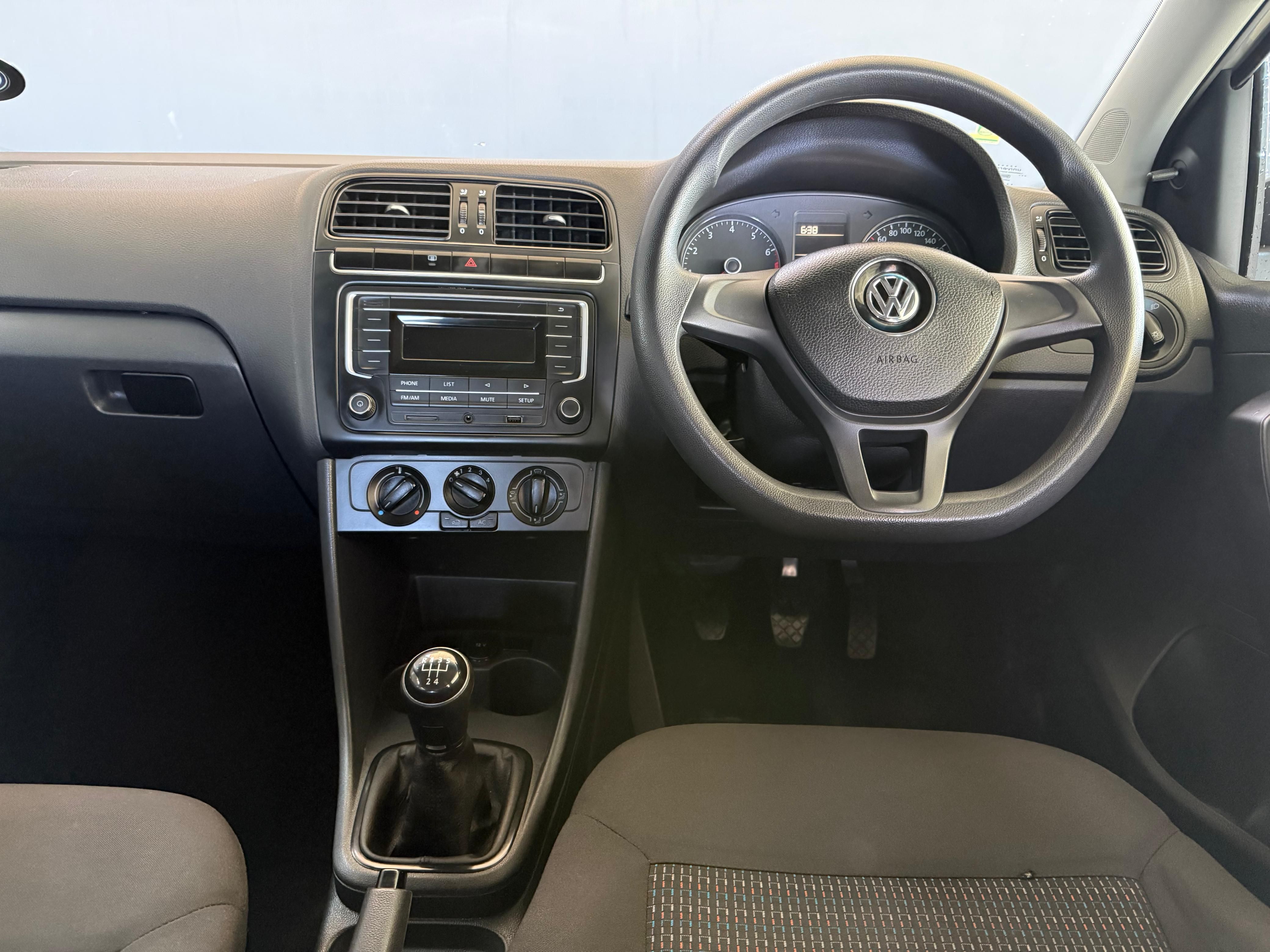 VOLKSWAGEN POLO VIVO 1,4 TRENDLINE POLO VIVO 1,4 TRENDLINE