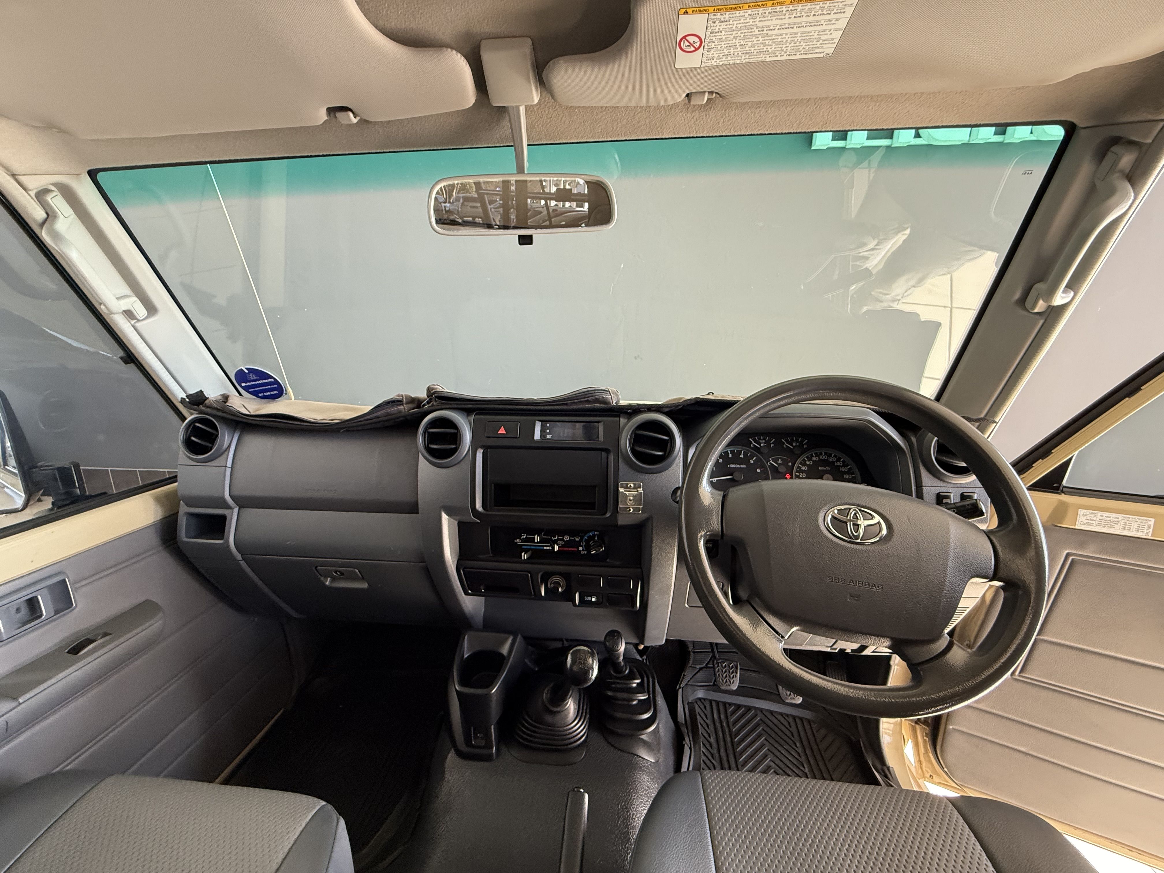 TOYOTA LAND CRUISER 79 4,0 LAND CRUISER 79 4,0