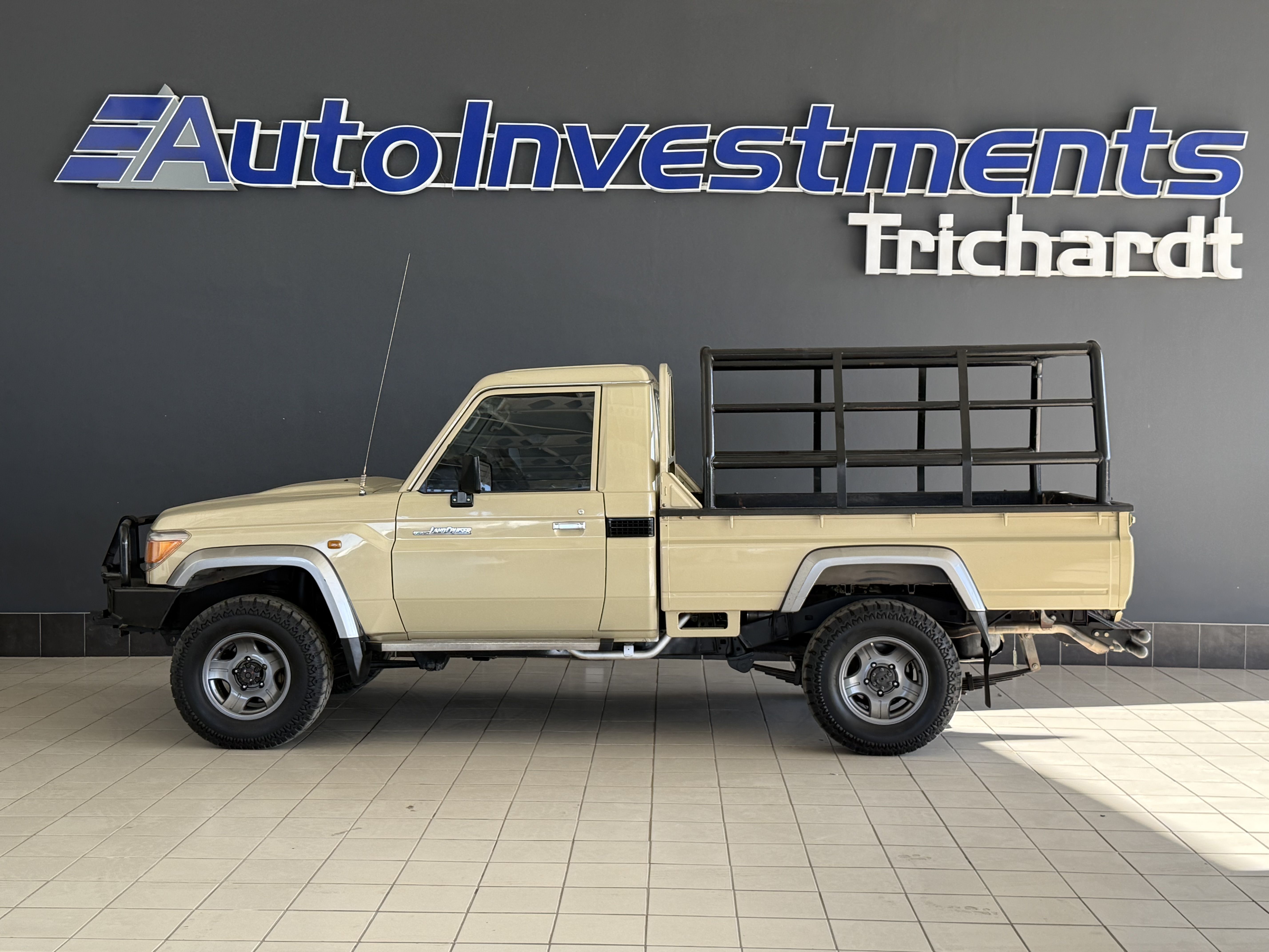TOYOTA LAND CRUISER 79 4,0 LAND CRUISER 79 4,0
