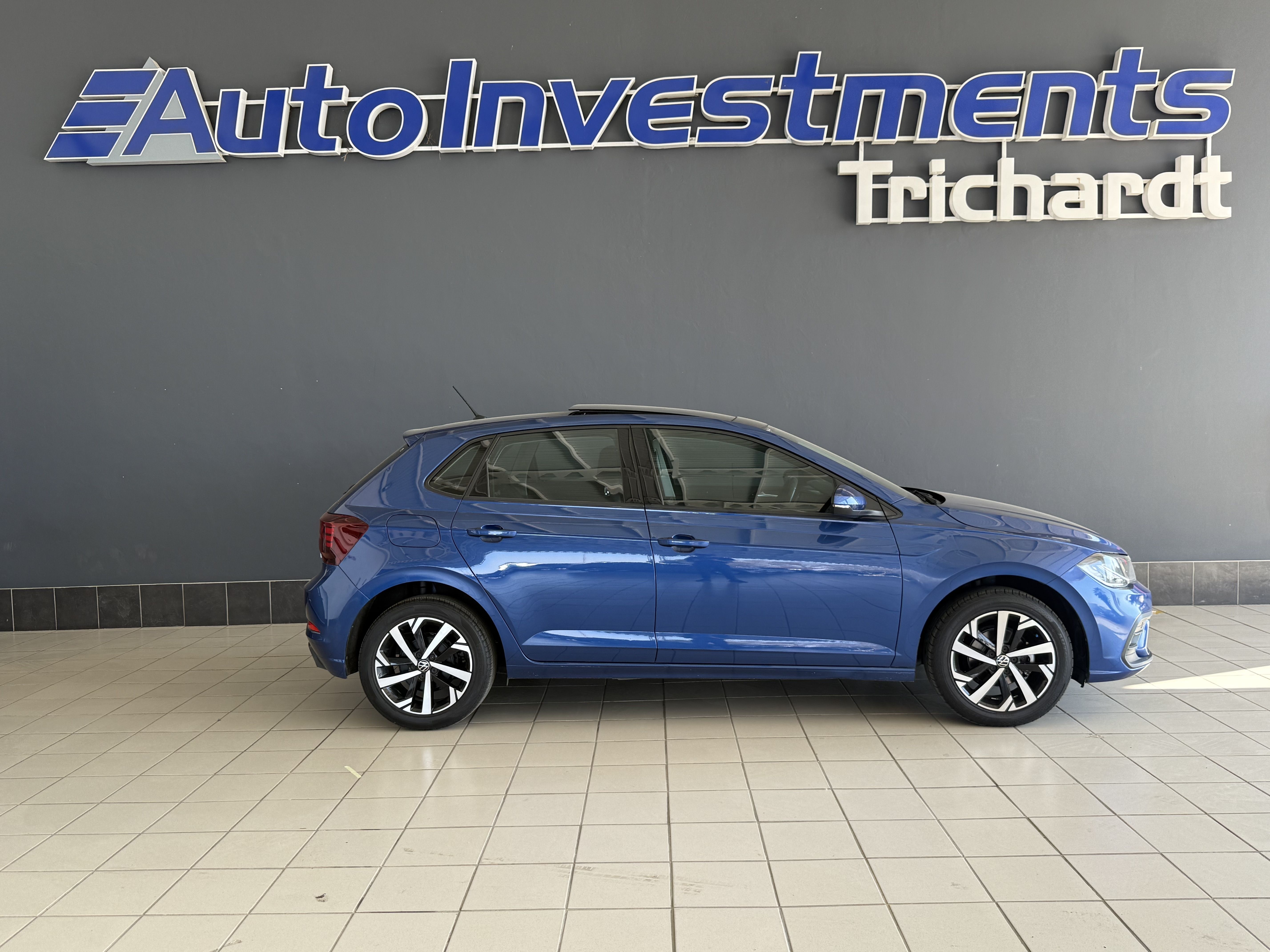VOLKSWAGEN POLO 1,0 TSI LIFE POLO 1,0 TSI LIFE +SUNROOF