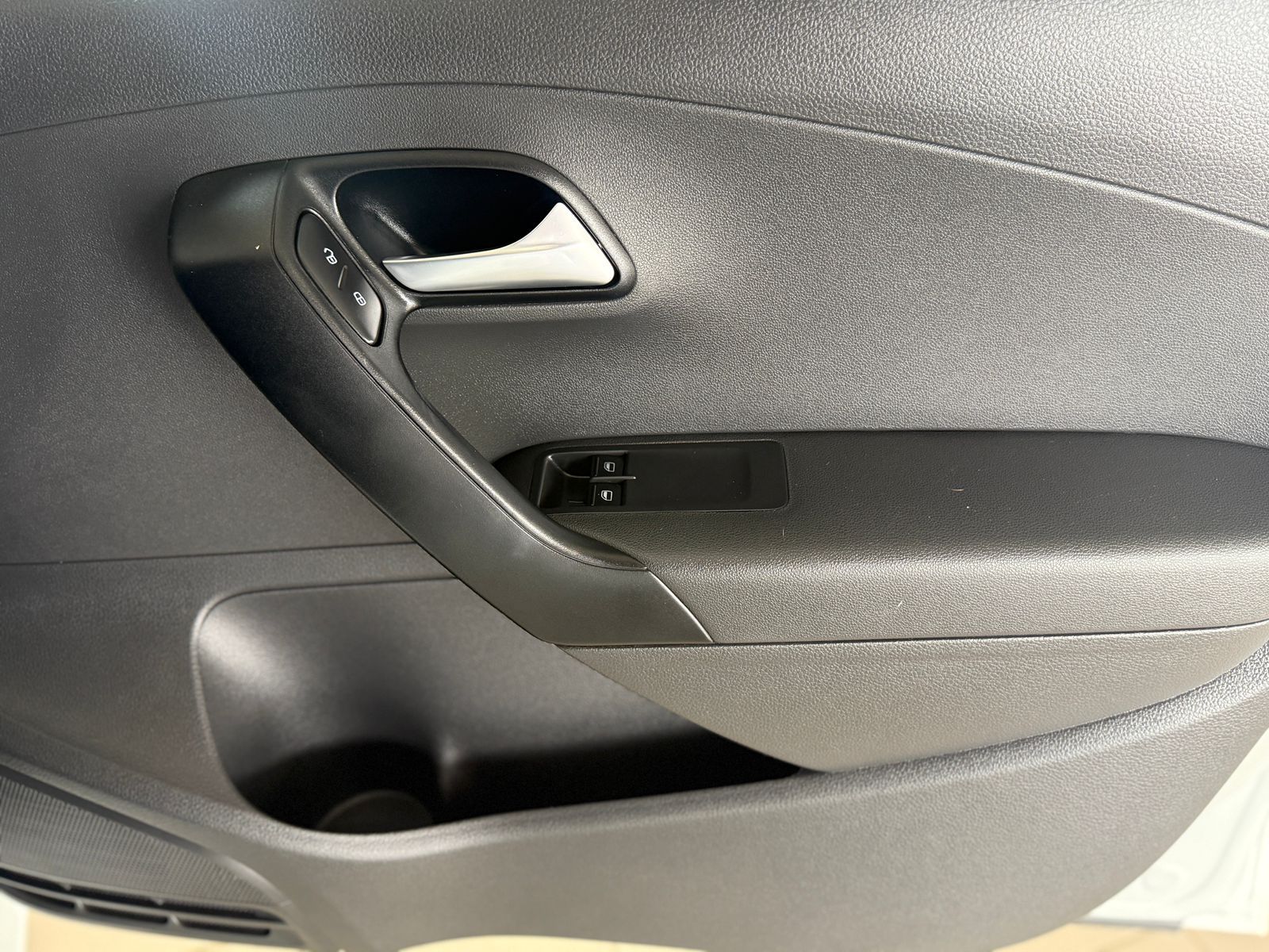 Volkswagen Polo Vivo 1.4 Comfortline Polo Vivo 1.4 Comfortline