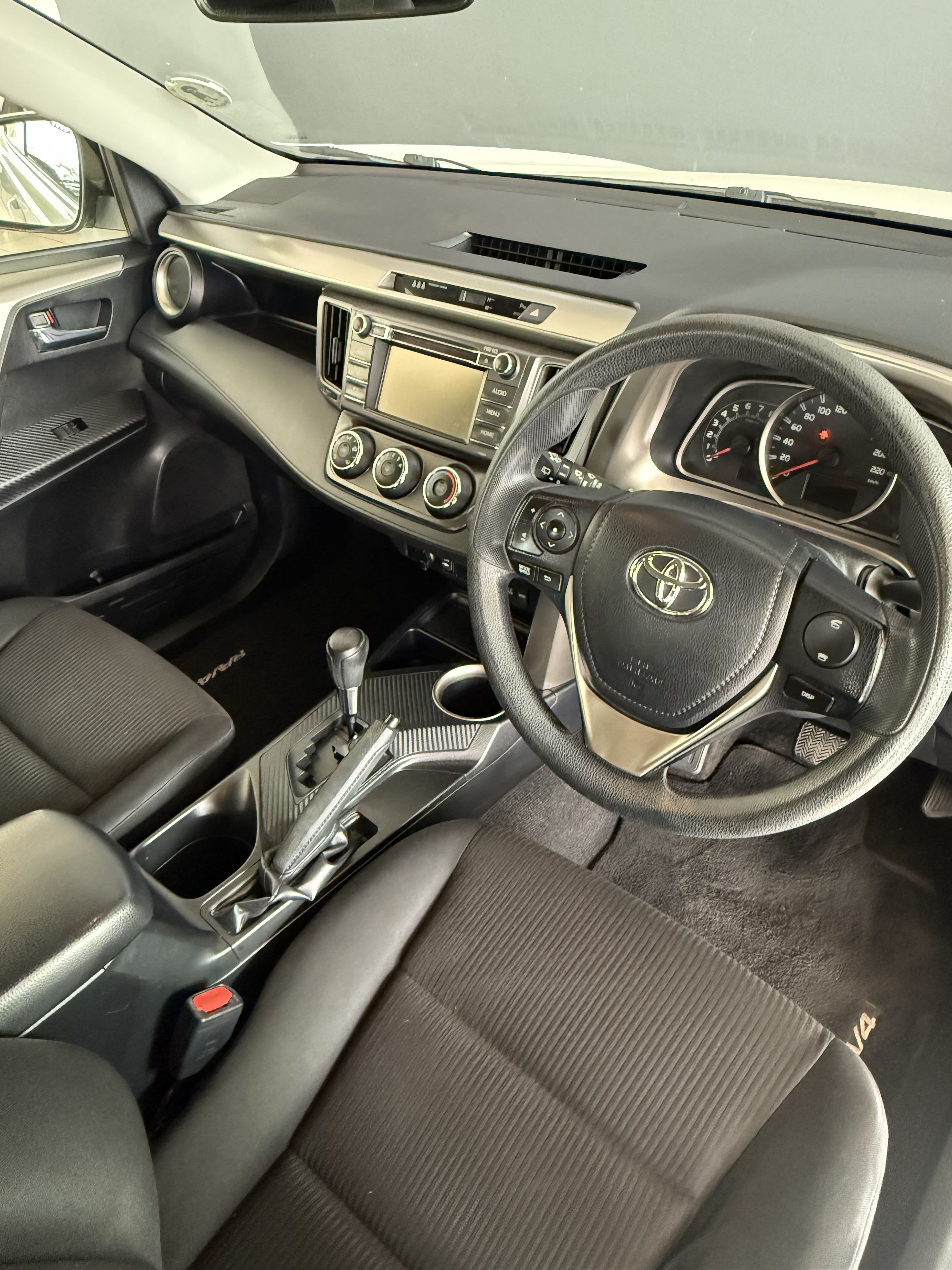 TOYOTA RAV 4 2,0 GX CVT RAV 4 2,0 GX CVT