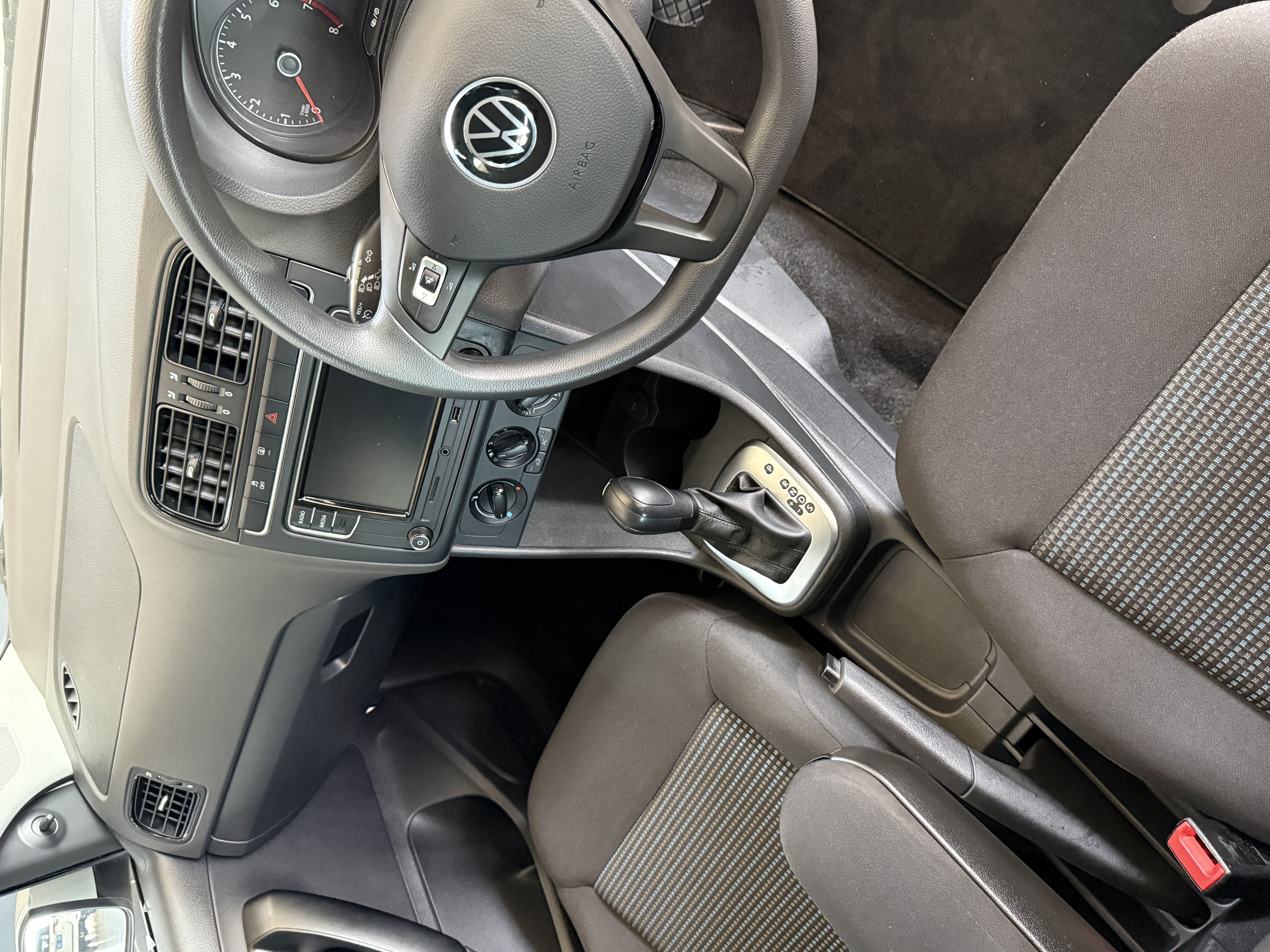 Volkswagen Polo Vivo 1.6 Comfortline Polo Vivo 1.6 Comfortline