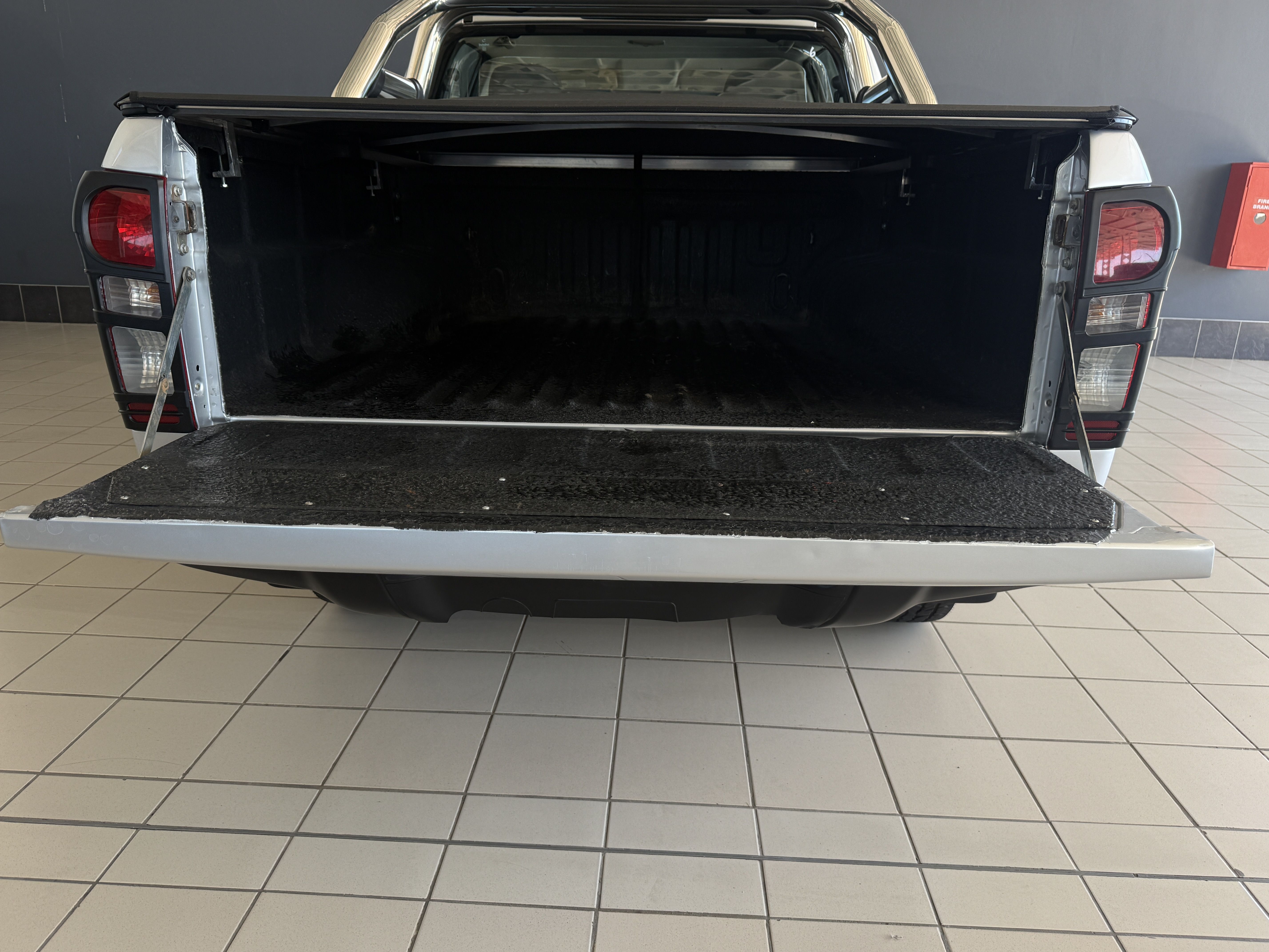 Isuzu 250 DMAX 4x4 D/Cab Pick Up 250 DMAX 4x4 D/Cab Pick Up