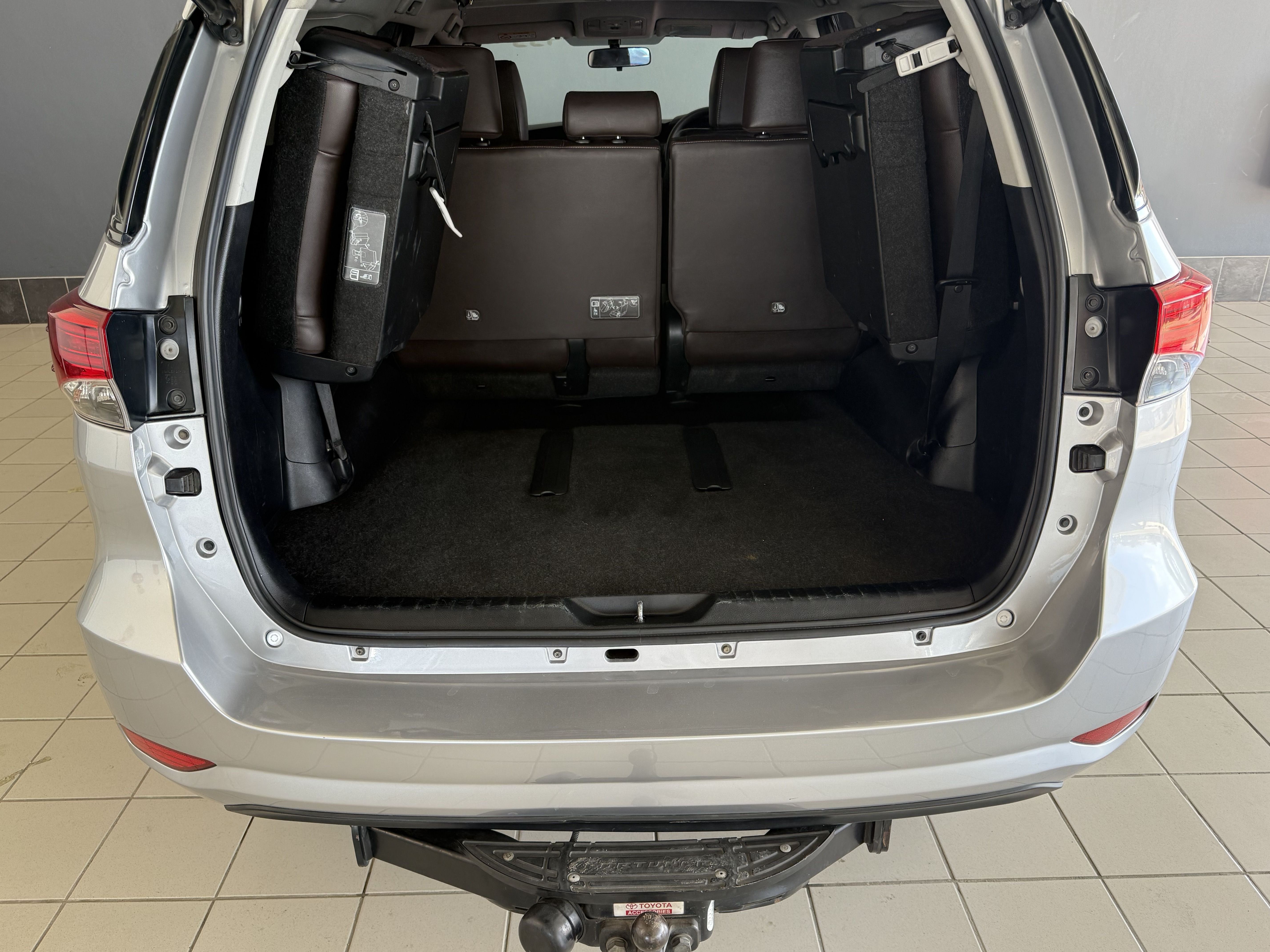 Toyota FORTUNER 2.4GD-6 FORTUNER 2.4GD-6