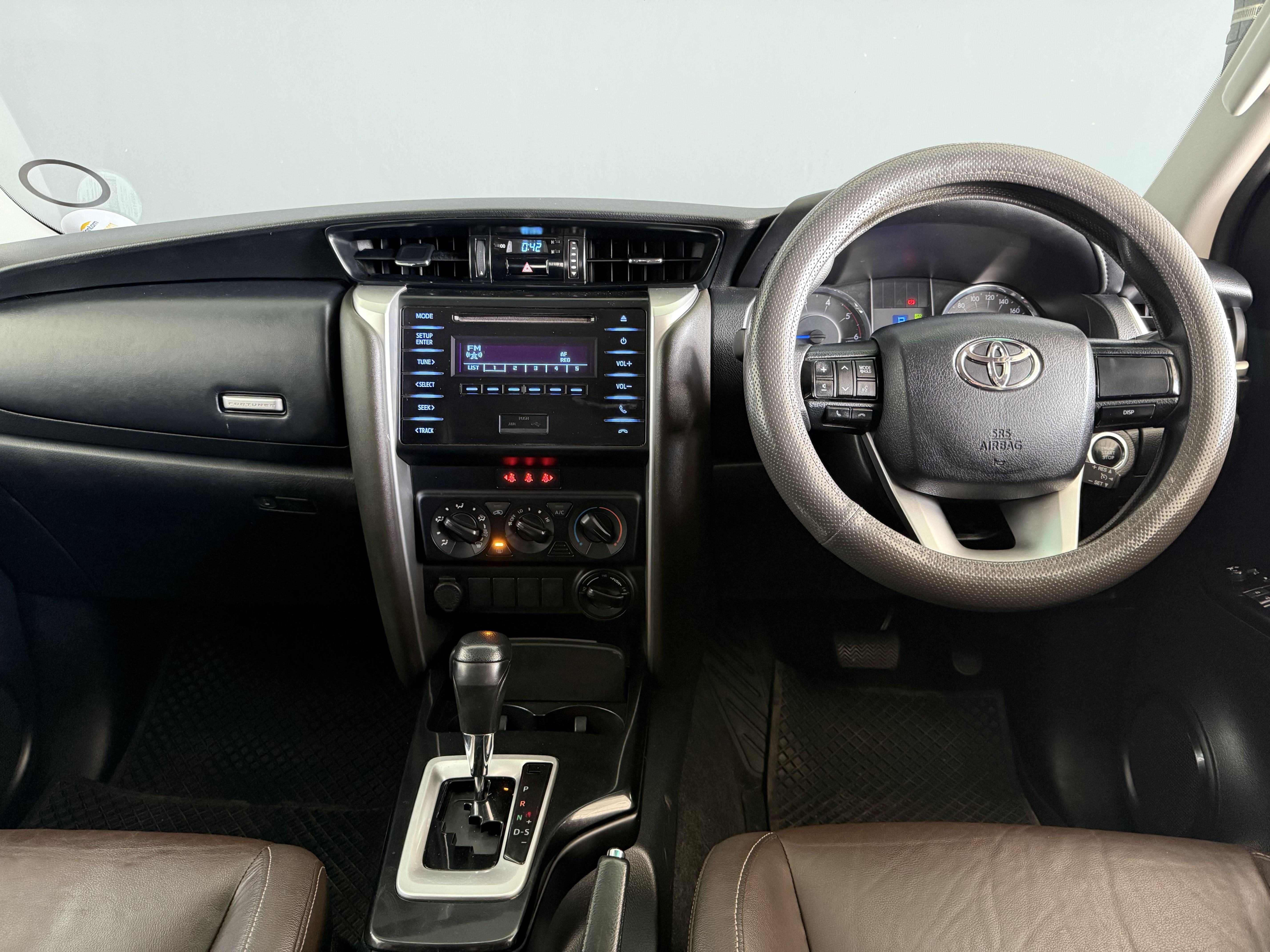Toyota FORTUNER 2.4GD-6 FORTUNER 2.4GD-6