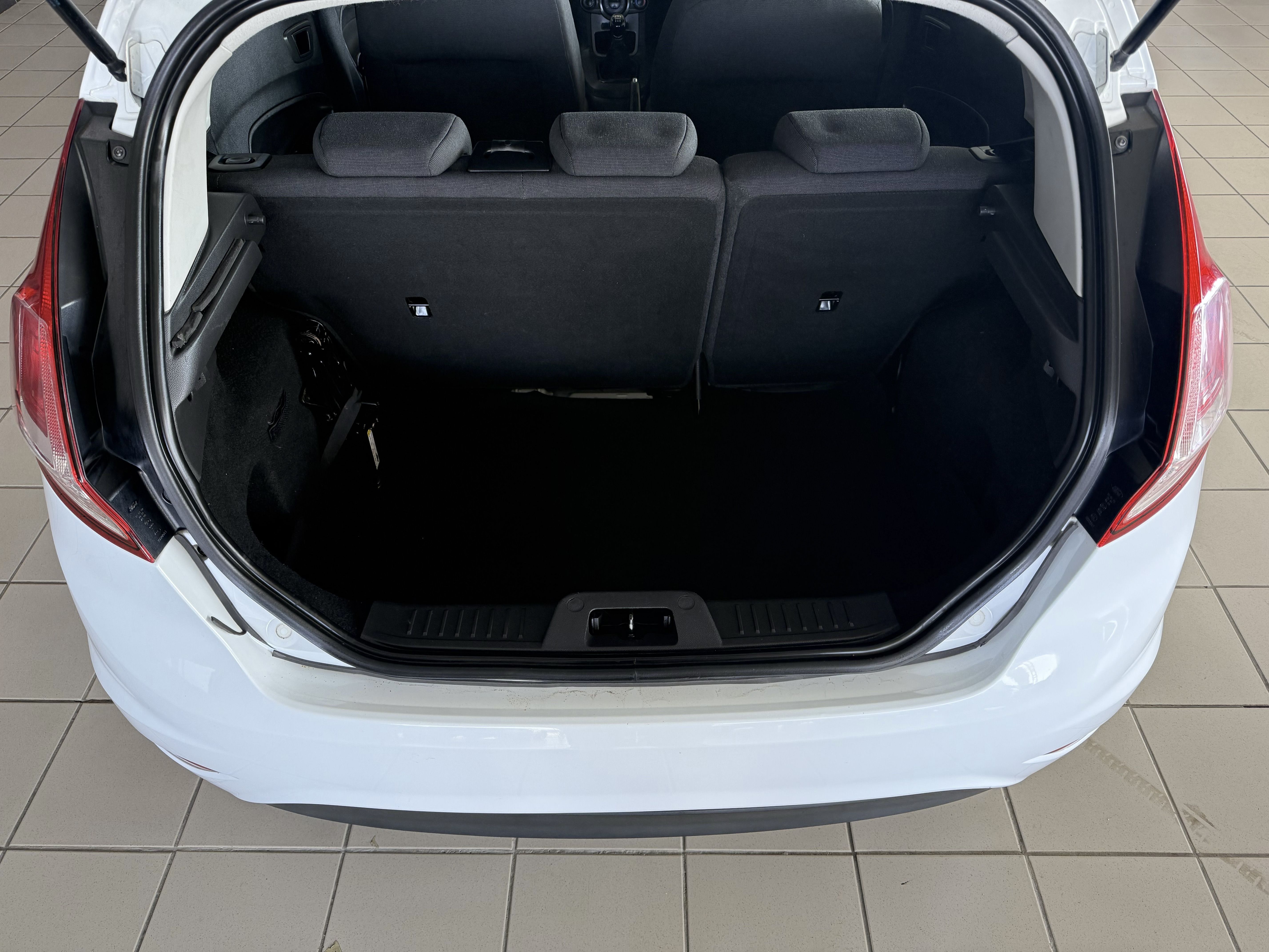 FORD FIESTA 1,4 AMBIENTE FIESTA 1,4 AMBIENTE