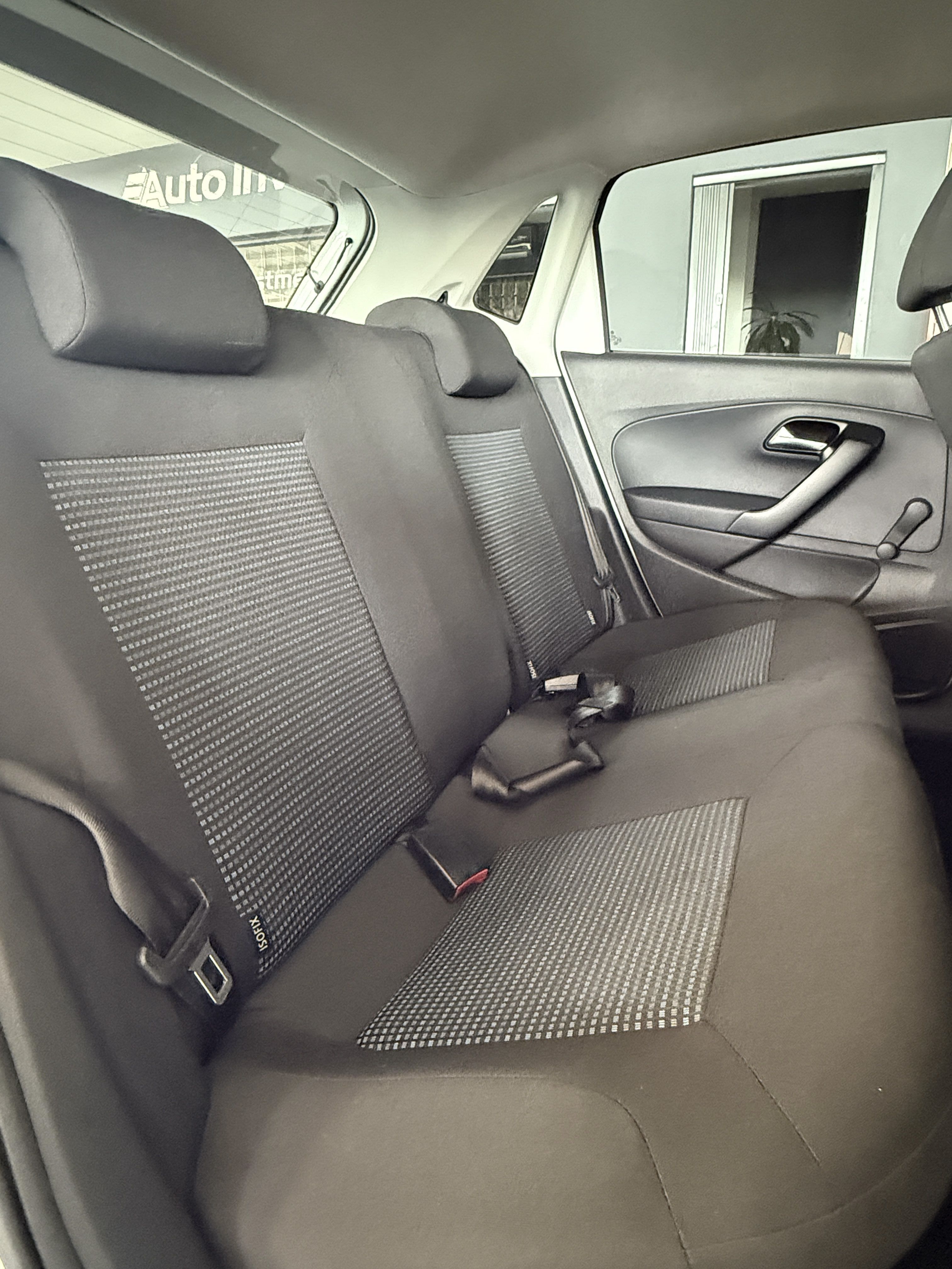 Volkswagen Polo Vivo 1.6 Comfortline Polo Vivo 1.6 Comfortline