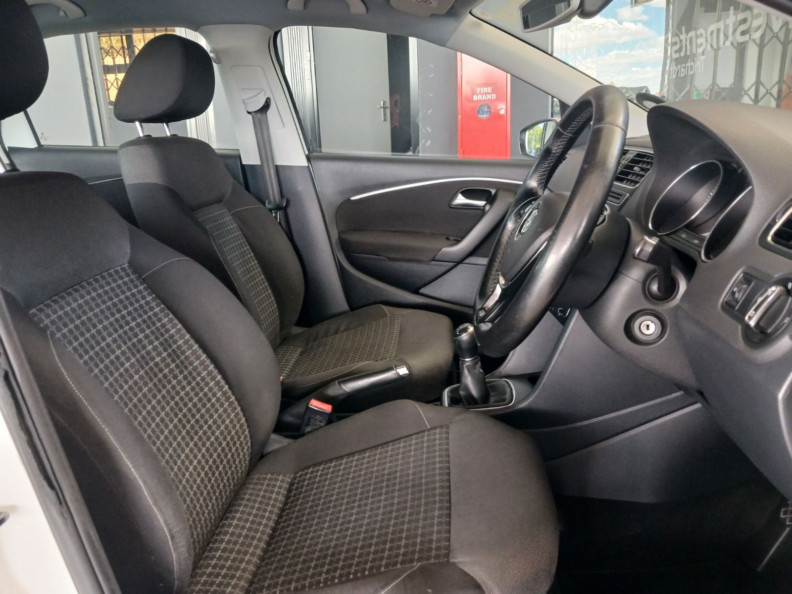VOLKSWAGEN POLO1,2 TSI COMFORTLINE POLO1,2 TSI COMFORTLINE