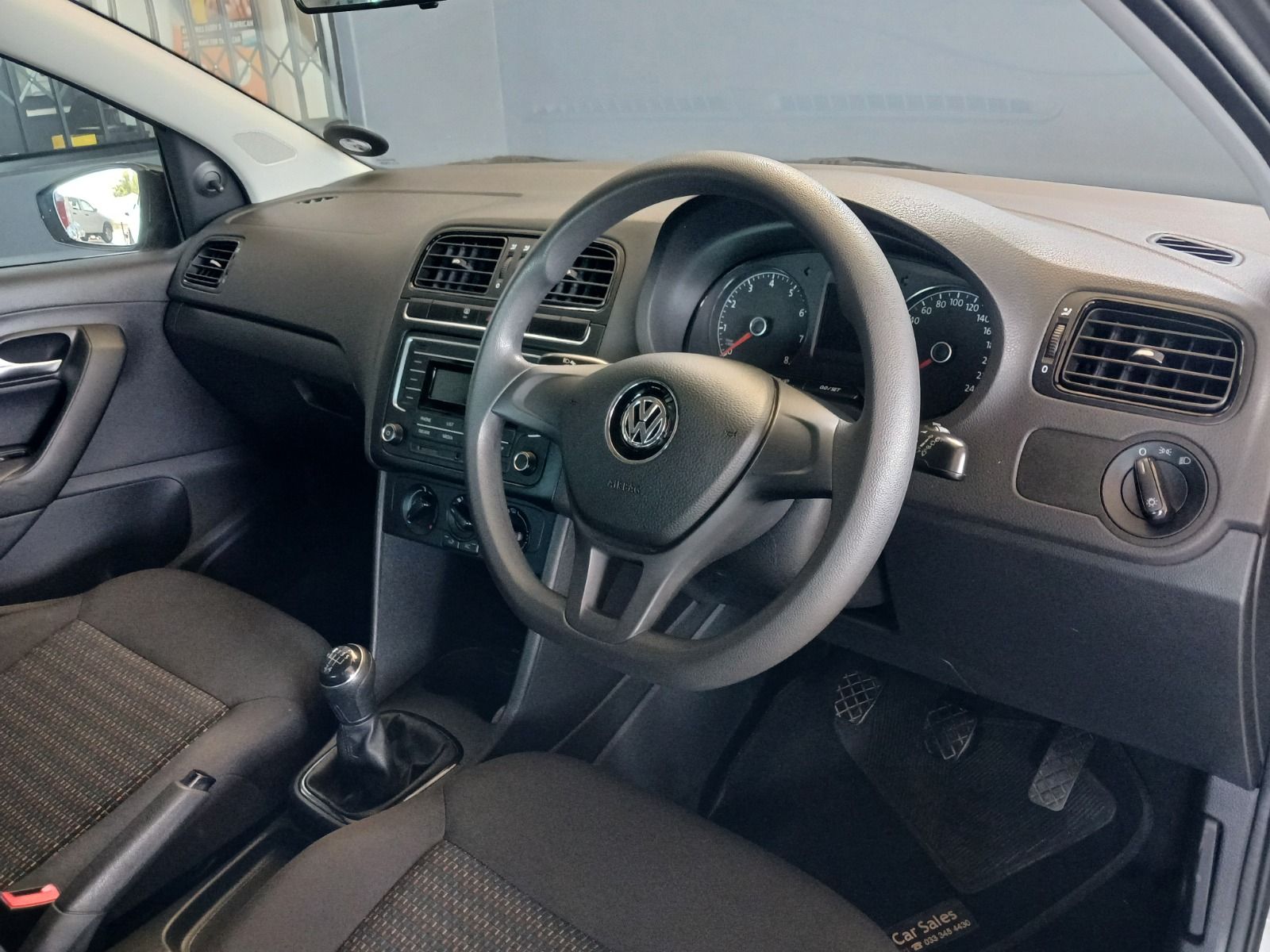 VOLKSWAGEN POLO VIVO 1,4 TRENDLINE POLO VIVO 1,4 TRENDLINE