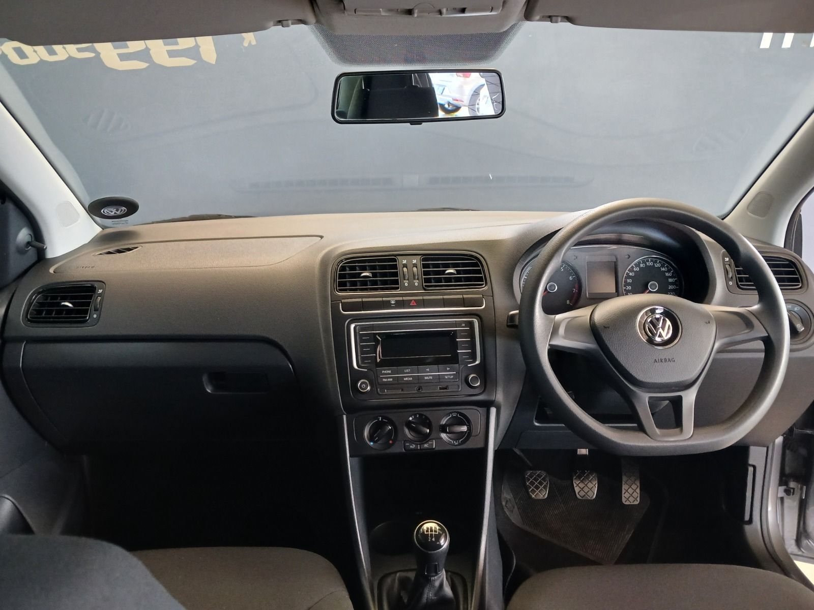 VOLKSWAGEN POLO VIVO 1,4 TRENDLINE POLO VIVO 1,4 TRENDLINE