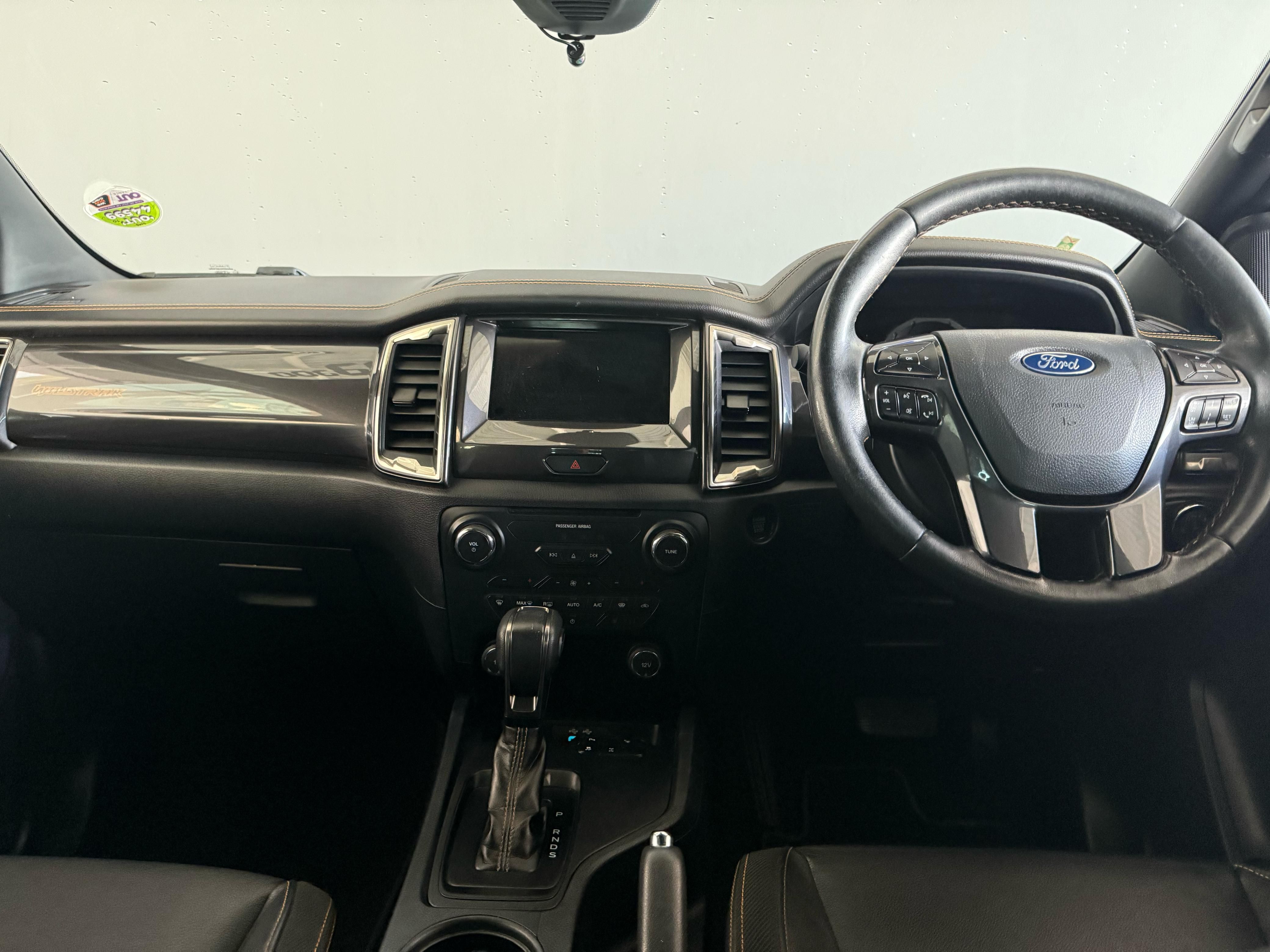 Ford Ranger 2.0D BI-Turbo A/T Ranger 2.0D BI-TURBO A/T