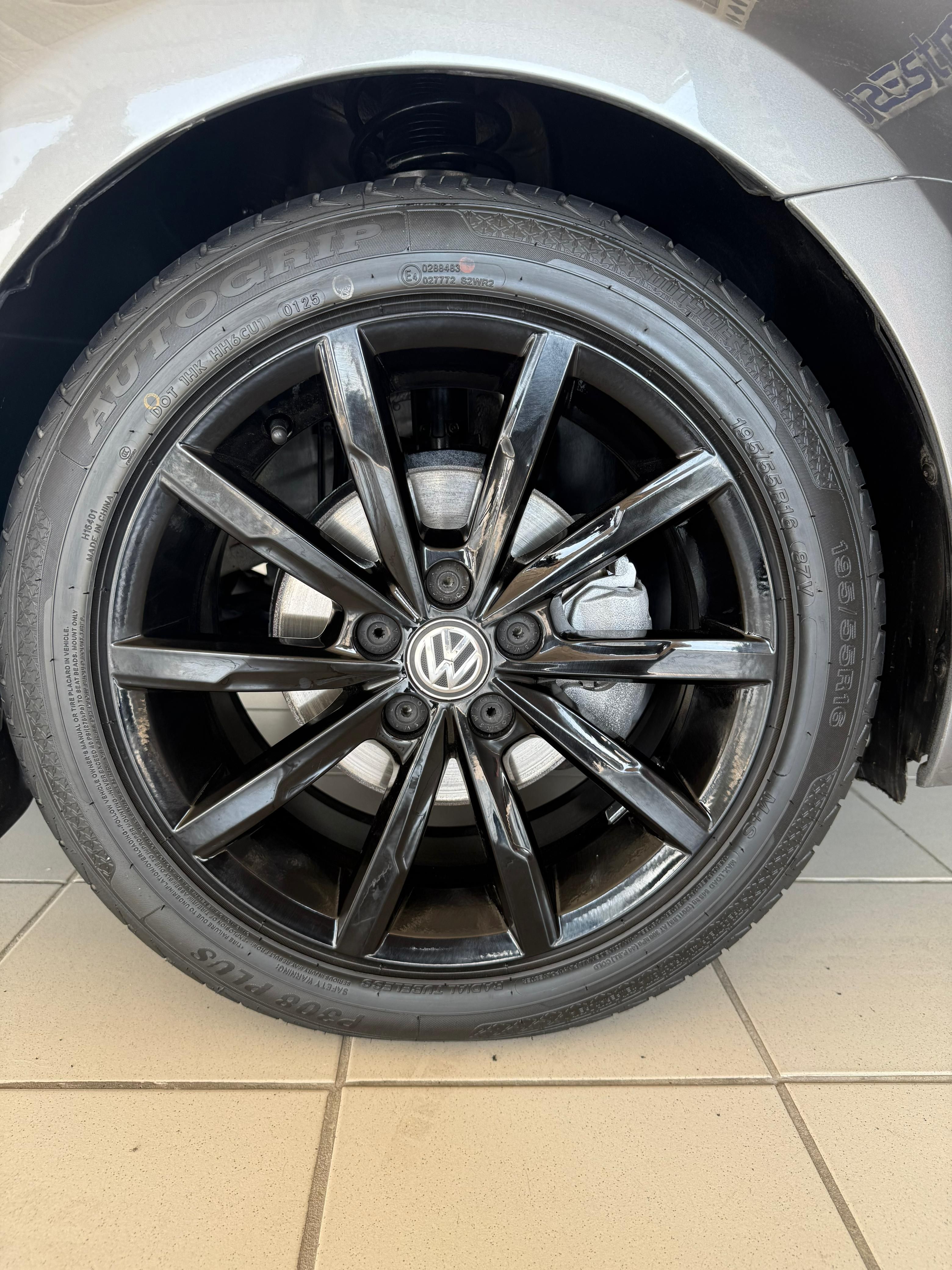 VOLKSWAGEN POLO VIVO 1,4 MSWENKO POLO VIVO 1,4 MSWENKO