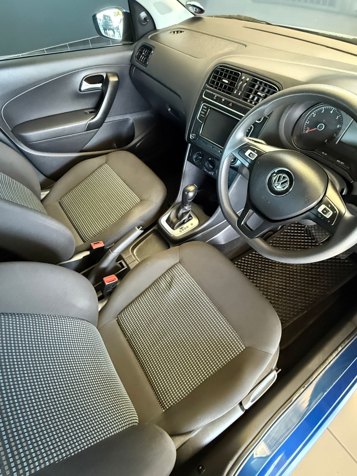 Volkswagen Polo Vivo 1,6 Comfortline Polo Vivo 1,6 Comfortline