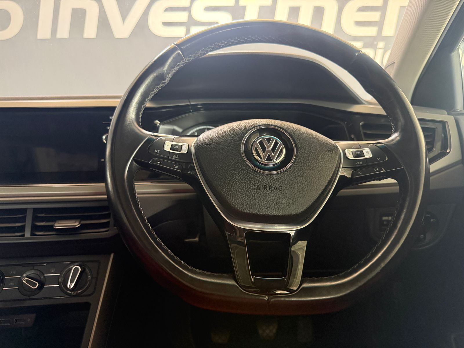 Volkswagen Polo 1.0 TSI Comfortline Polo 1.0 TSI Comfortline