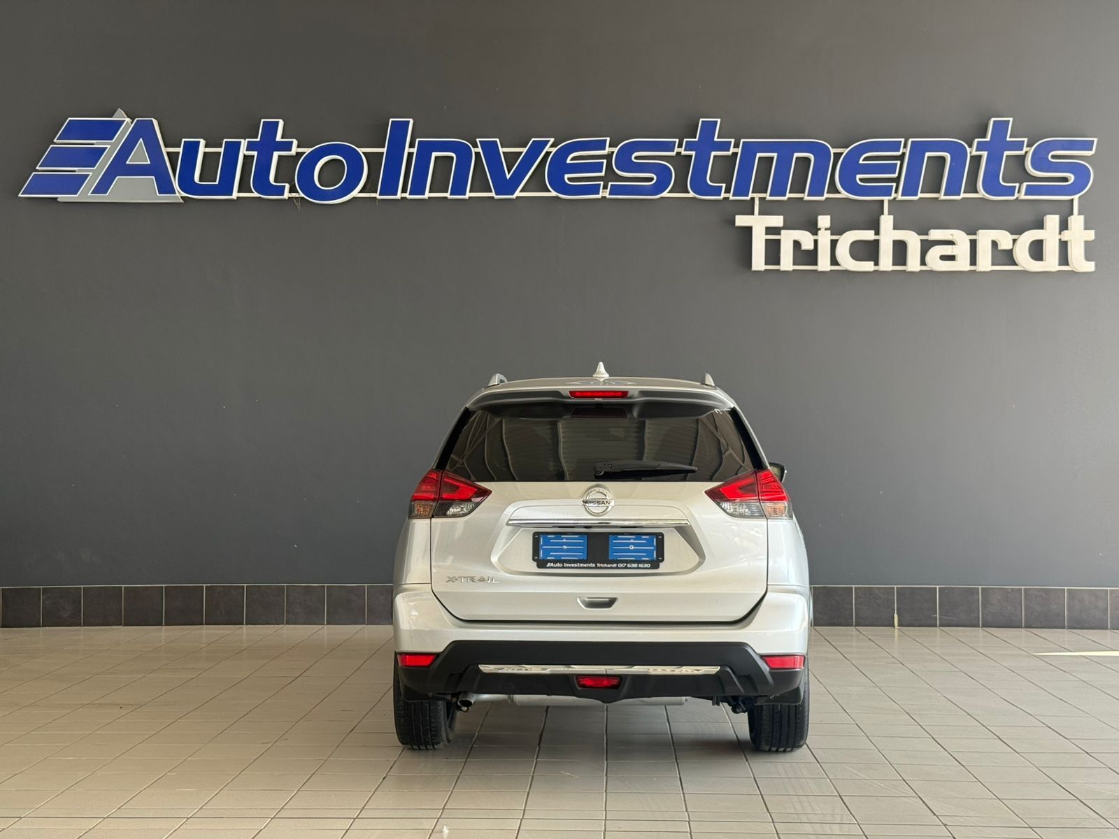 Nissan X-Trail 2.5 Tekna 4x4 CVT 7 S X-Trail 2.5 Tekna 4x4 CVT 7 S