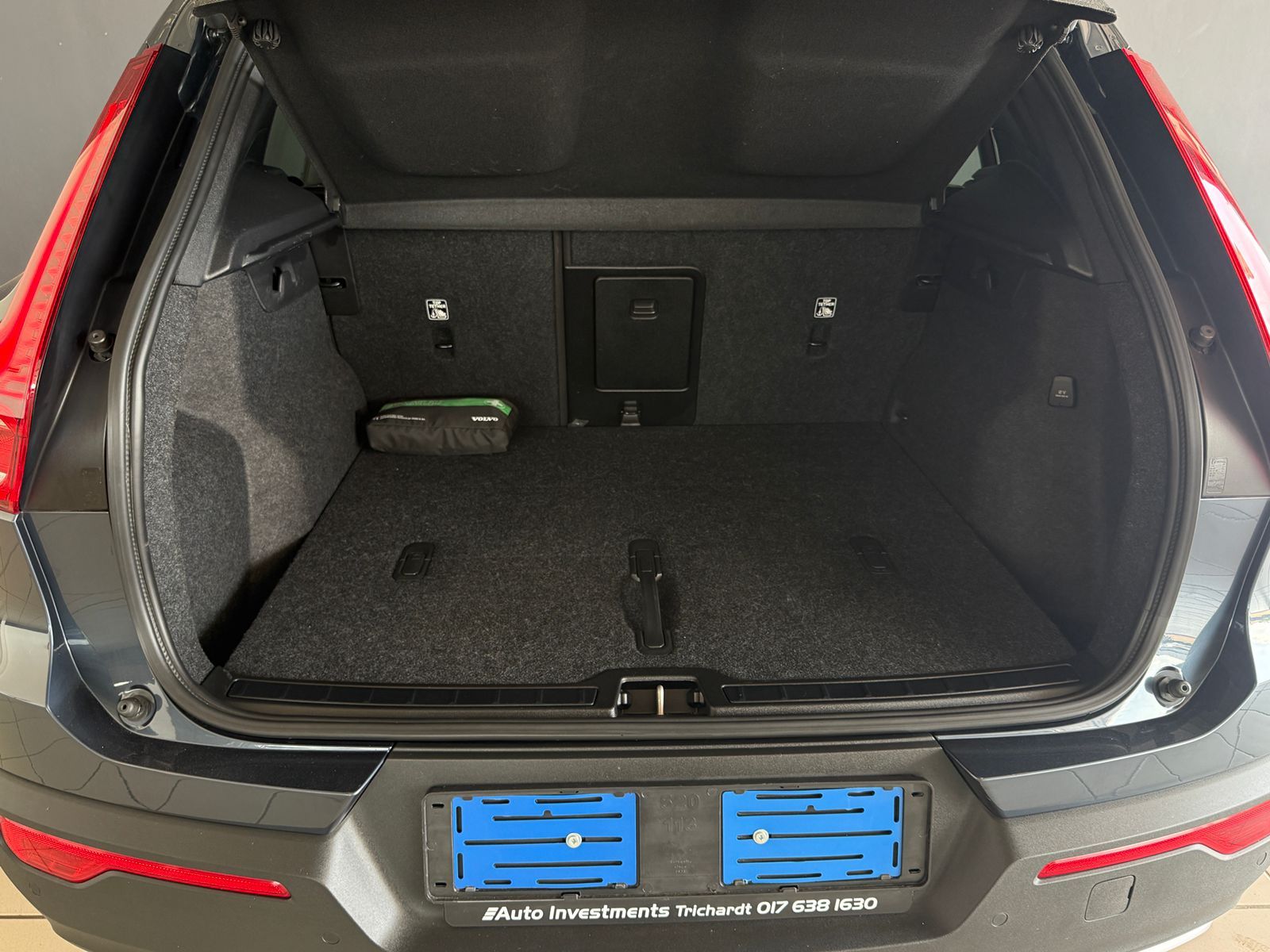 Volvo XC40 T3 1.5 Momentum Geartronic XC40 T3 1.5 Momentum Geartronic