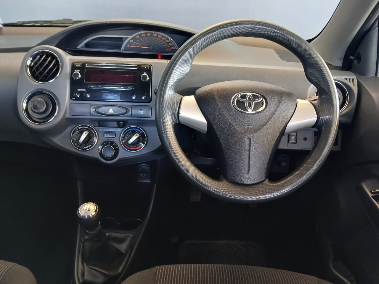 Toyota Etios 1.5 XS/Sprint Etios 1.5 XS/Sprint - 11