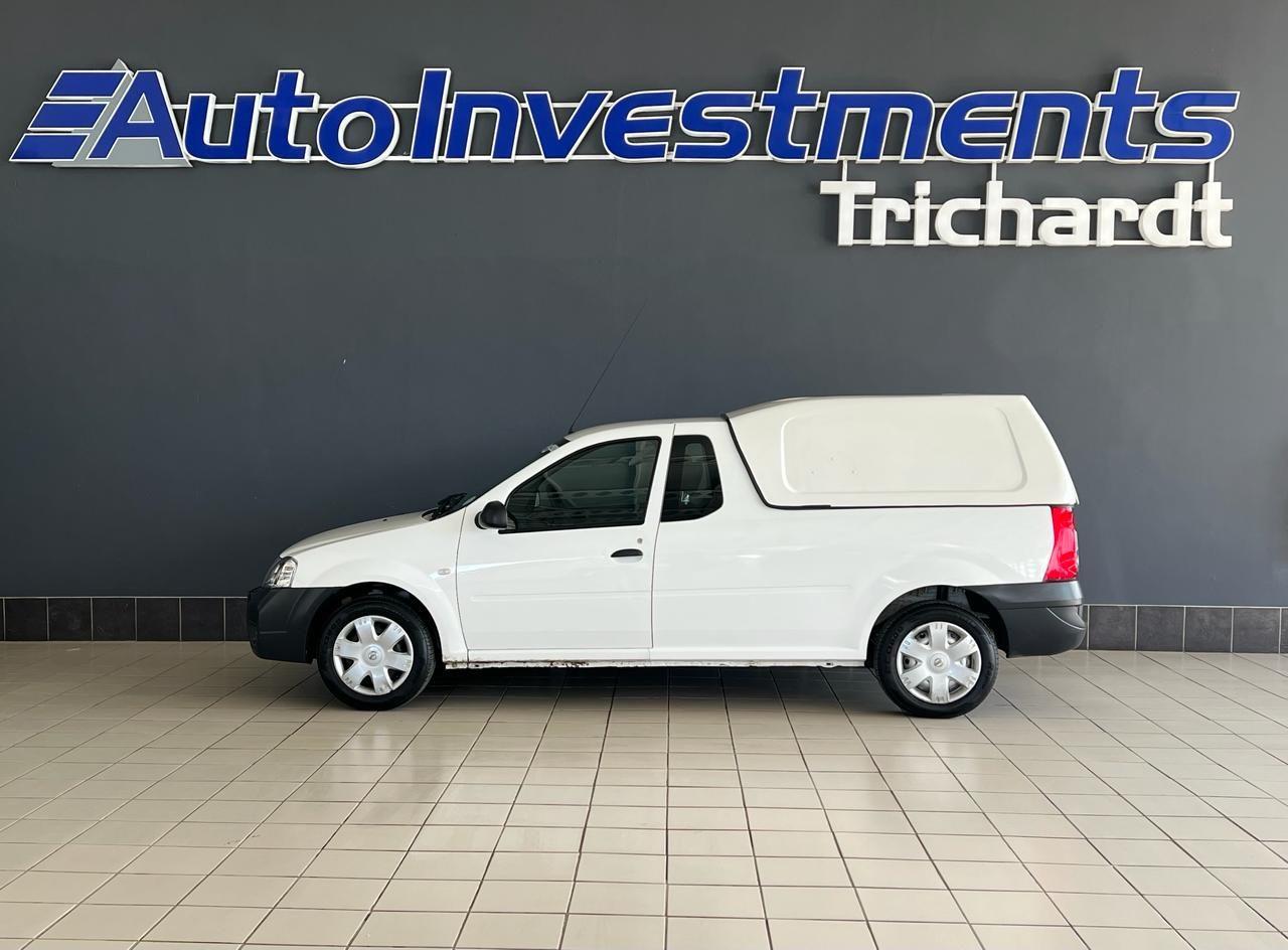 Nissan NP200 1.6i Base NP200 1.6i Base