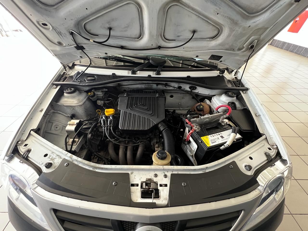 Nissan NP200 1.6i Base NP200 1.6i Base