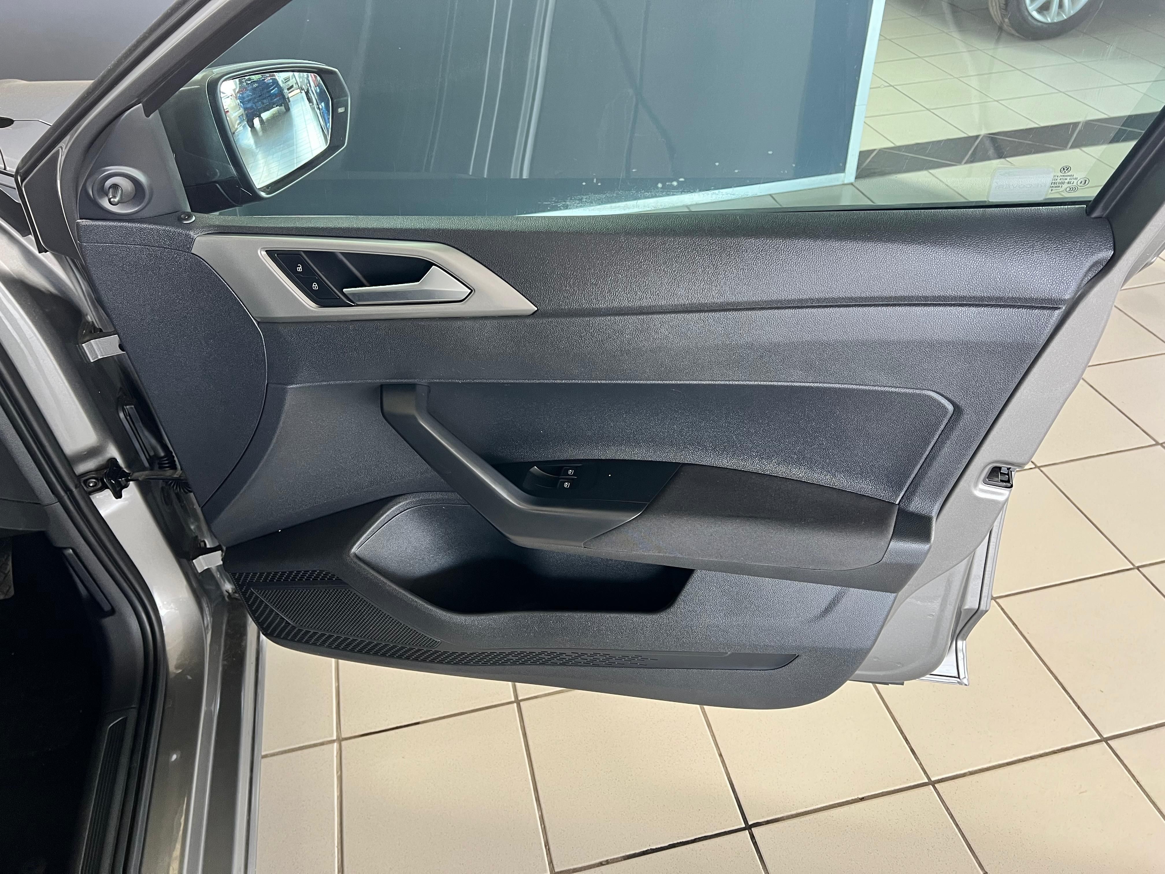 Volkswagen Polo Vivo 1.0 TSI  Trendline Polo Vivo 1.0 TSI  Trendline - 13