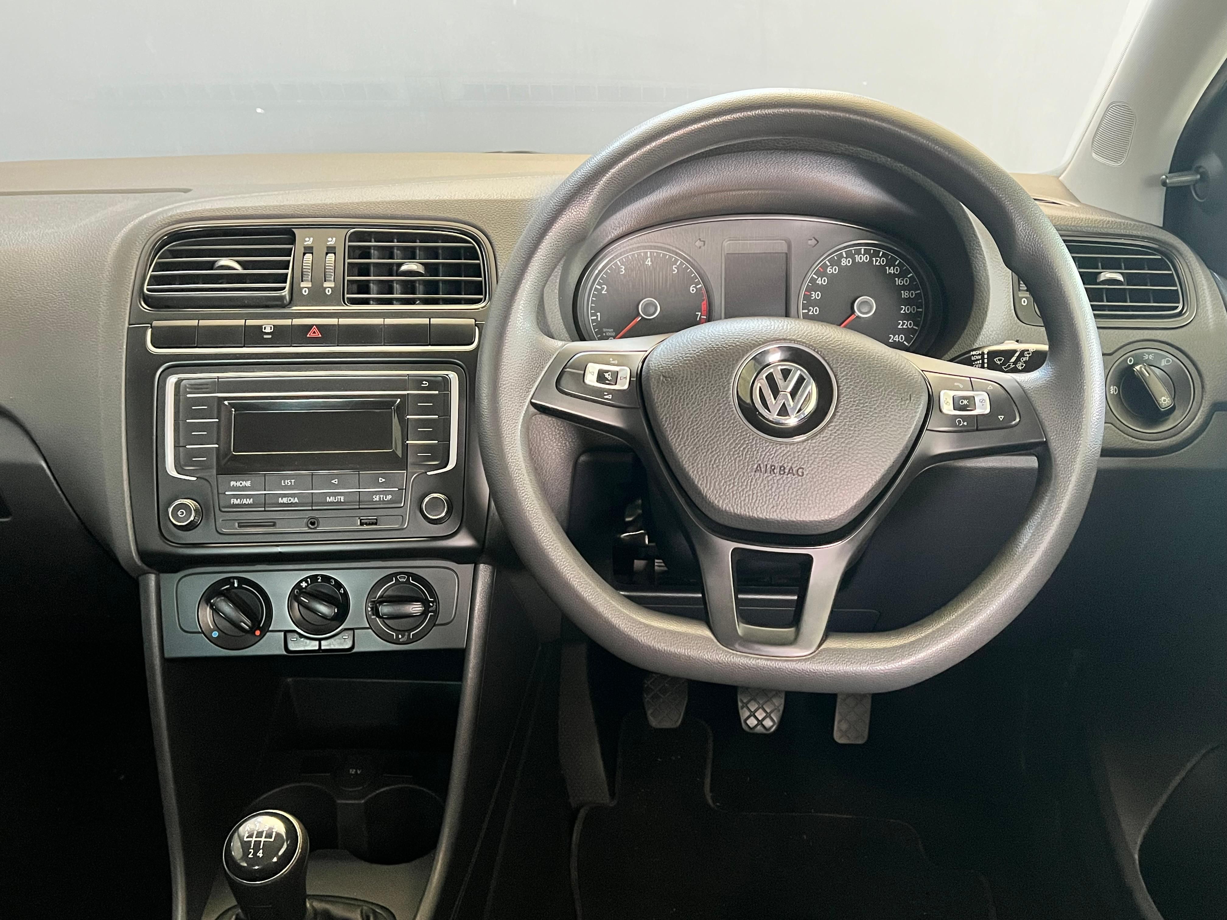 Volkswagen Polo Vivo 1.4 Comfortline Polo Vivo 1.4 Comfortline - 11